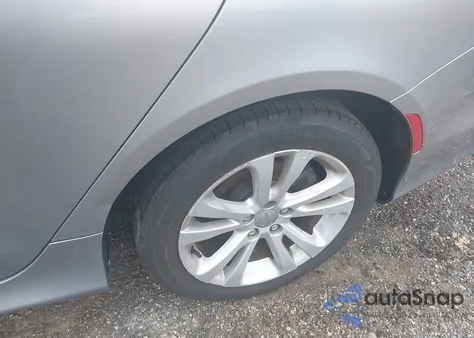 2015 Chrysler 200 Limited from USA, damaged, VIN 1C3CCCAB6FN594437